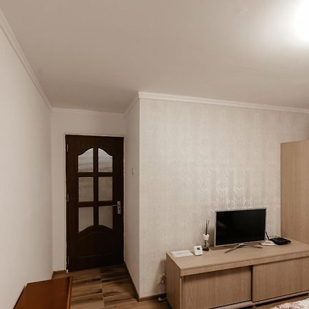 Luxury Radox Apartment Buzau City Center Exterior photo