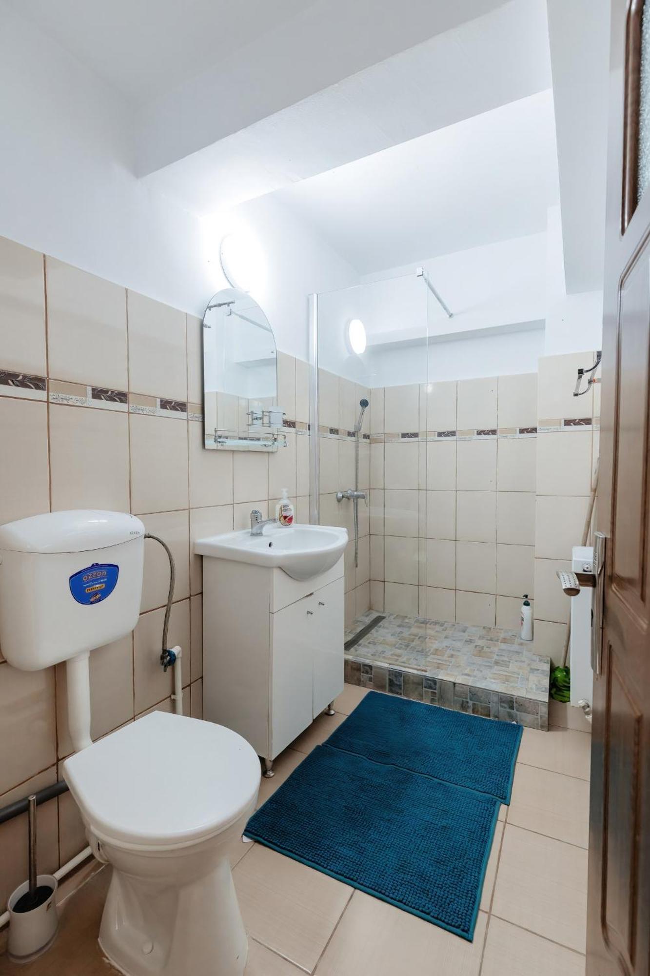 Luxury Radox Apartment Buzau City Center Exterior photo
